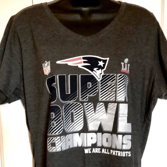 Fanatics Tops - NWOT 🏈 NEW ENGLAND PATRIOTS GRAY SUPER BOWL CHAMPS COTTON BLEND TSHIRT Womens XL